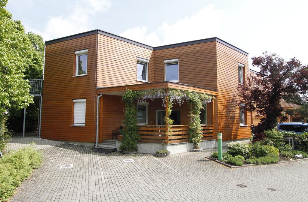 Greencity Boardinghouse Freiburg im Breisgau Exterior photo